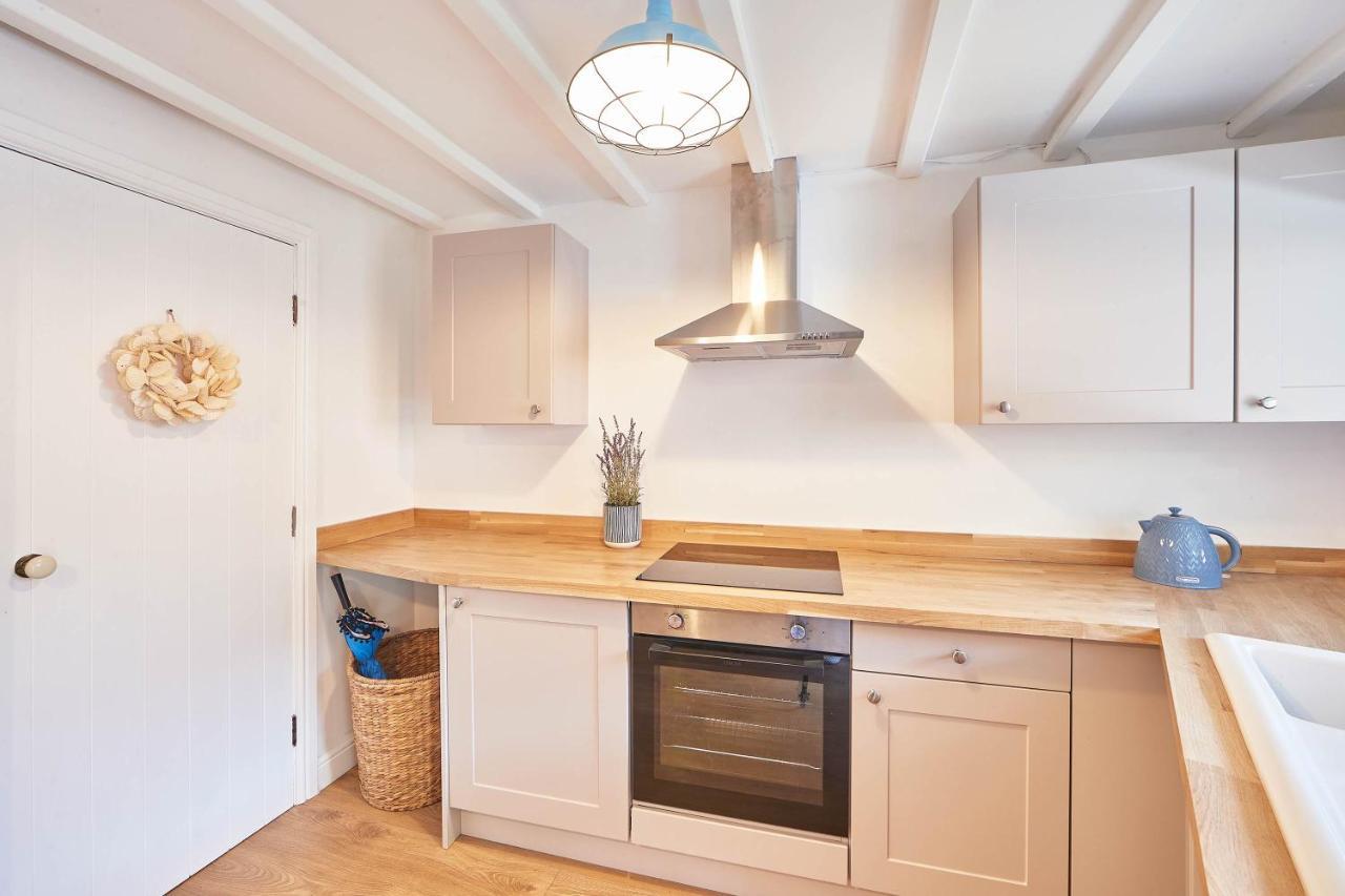 Host & Stay - Abbey View Cottage Уитби Экстерьер фото