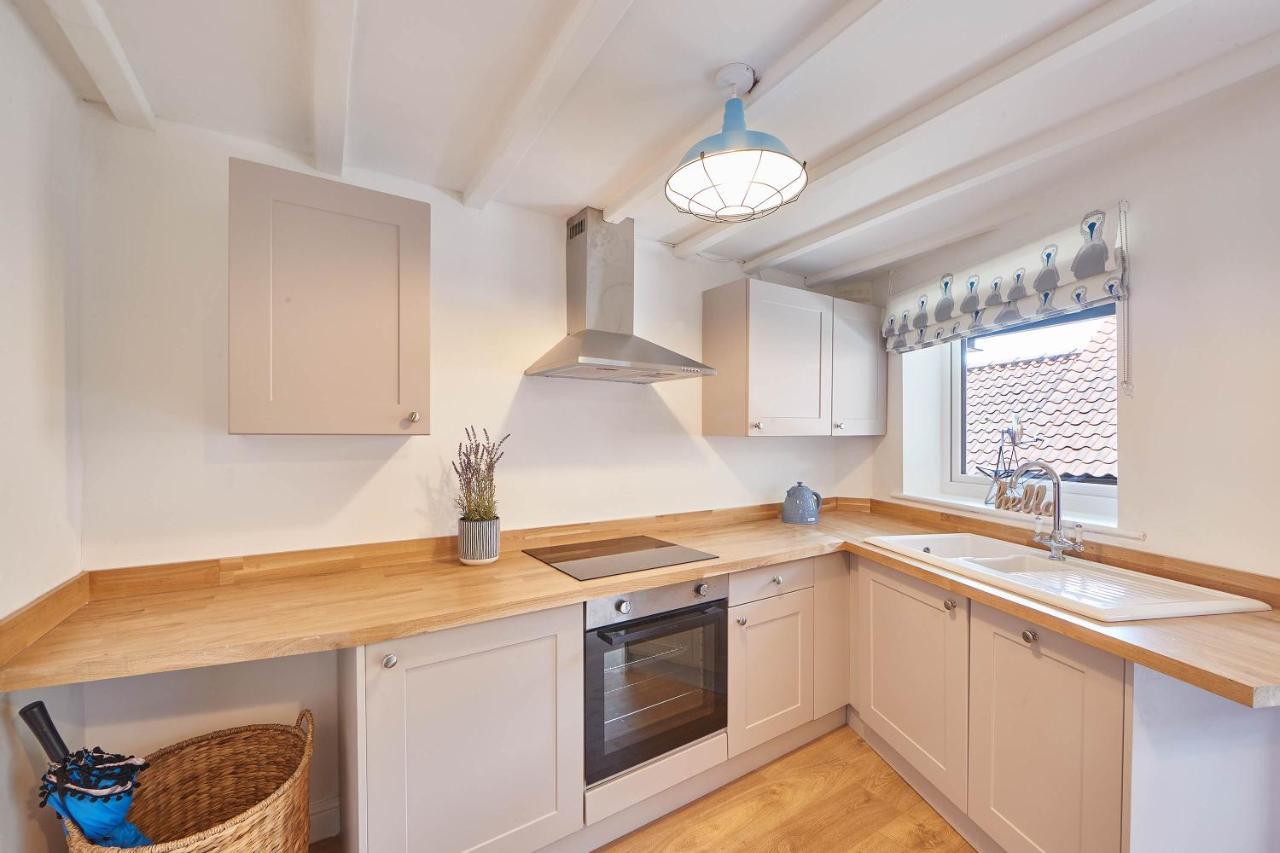Host & Stay - Abbey View Cottage Уитби Экстерьер фото